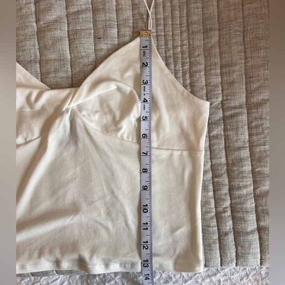 Timing White Twist Front Spaghetti Strap Tank – Size L - Picture 4 of 7
